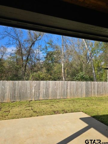 910 Alex Dr, Whitehouse, TX 75791