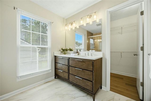 10855 Mortons Circle, Johns Creek, GA 30022