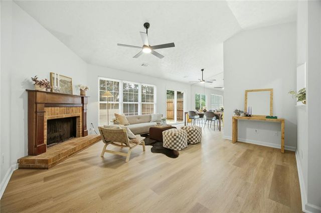 10855 Mortons Circle, Johns Creek, GA 30022