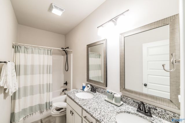 3013 Peevey Creek Lane, Owens Cross Roads, AL 35763