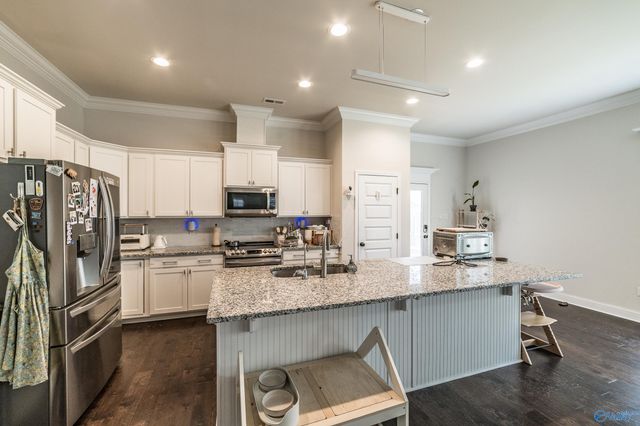 3013 Peevey Creek Lane, Owens Cross Roads, AL 35763