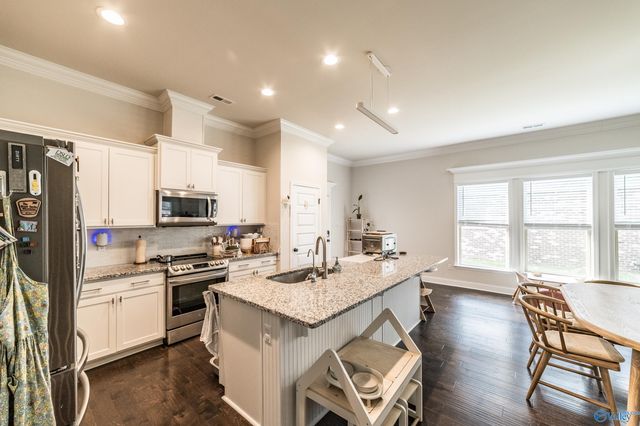 3013 Peevey Creek Lane, Owens Cross Roads, AL 35763
