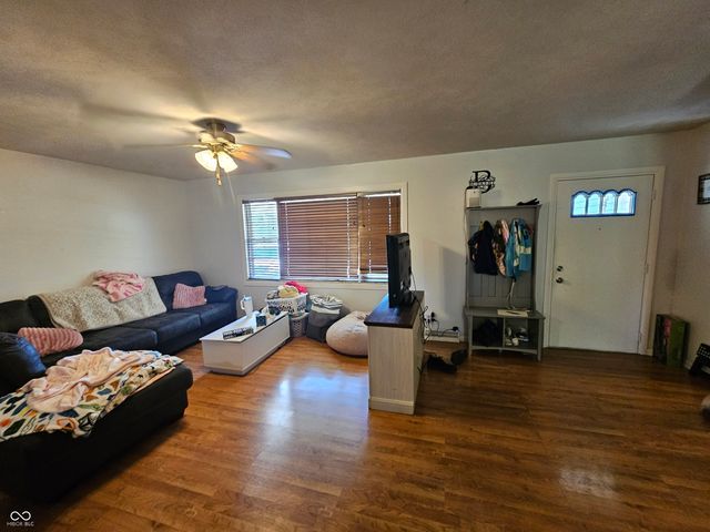 6302 W Loretta Drive, Indianapolis, IN 46221