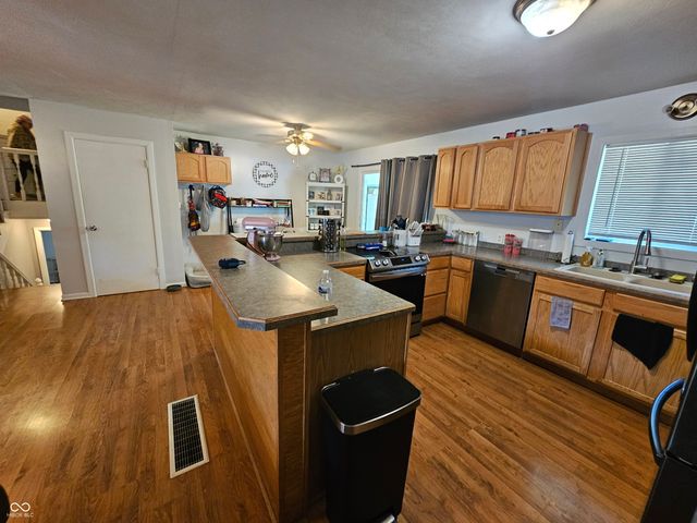 6302 W Loretta Drive, Indianapolis, IN 46221