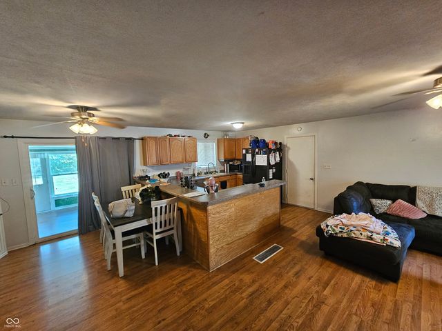 6302 W Loretta Drive, Indianapolis, IN 46221