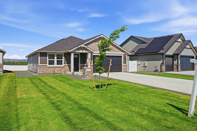 1231 N High Desert Dr, Deer Park, WA 99006