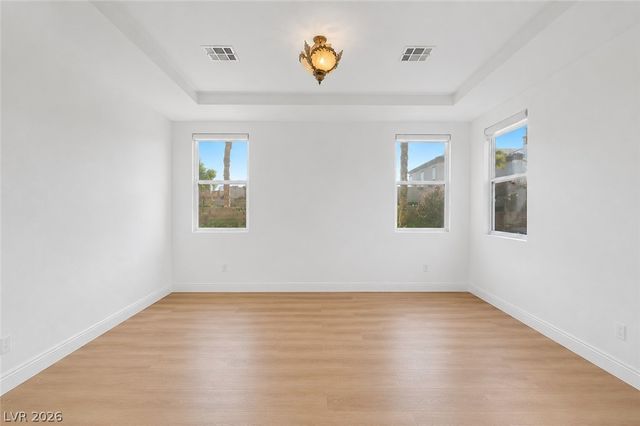 1417 Misty Moat Street, Las Vegas, NV 89117
