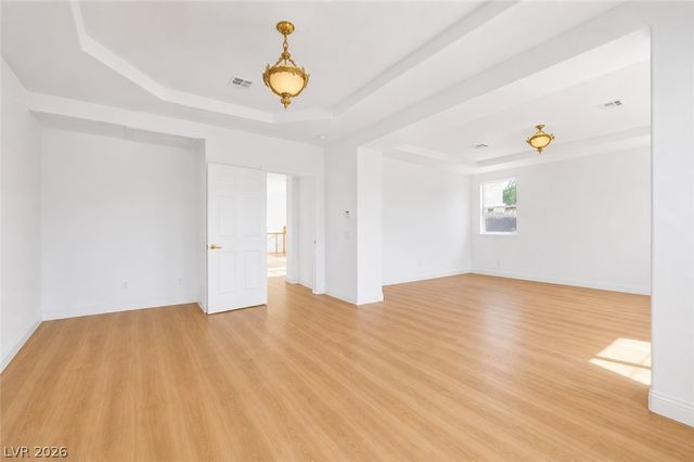 1417 Misty Moat Street, Las Vegas, NV 89117