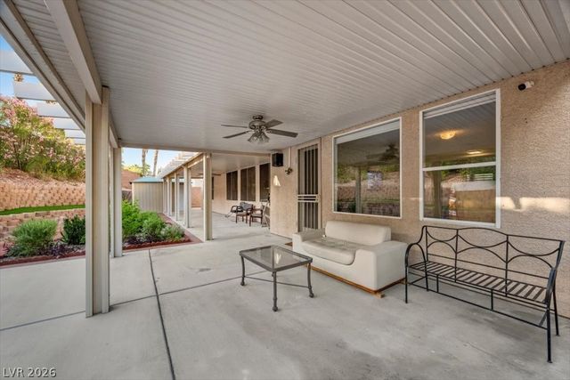 1417 Misty Moat Street, Las Vegas, NV 89117