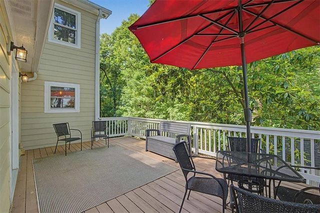 2078 Winding Creek Lane SW, Marietta, GA 30064