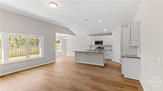 160 Orkney Road, Savannah, GA 31407