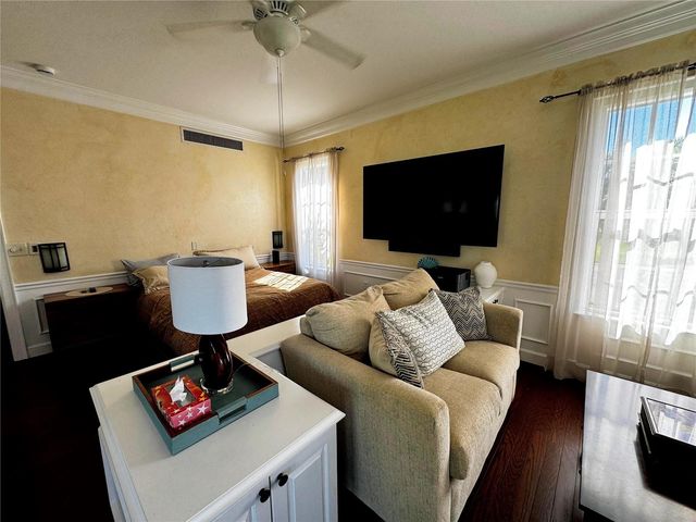 51 MACEWEN DRIVE 11, Osprey, FL 34229