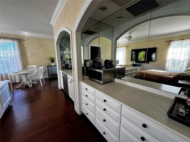 51 MACEWEN DRIVE 11, Osprey, FL 34229