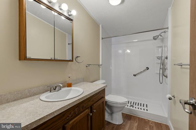 28 CEDAR ST, Manchester, PA 17345