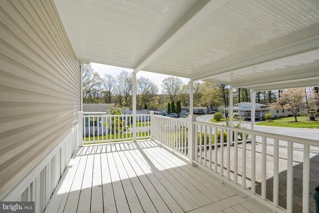 28 CEDAR ST, Manchester, PA 17345