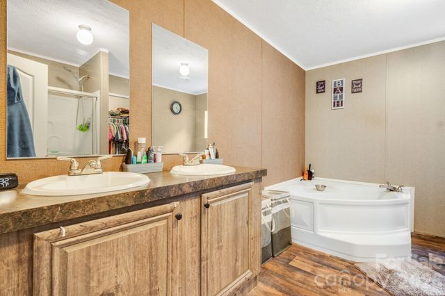 77 Star Flower Road, Alexander, NC 28701