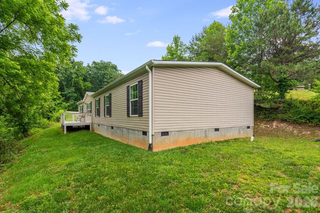 77 Star Flower Road, Alexander, NC 28701