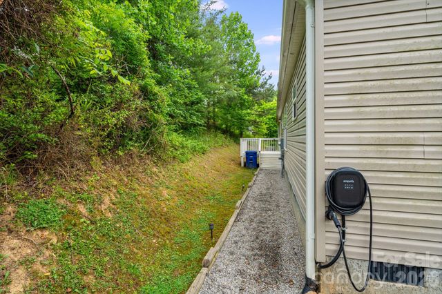 77 Star Flower Road, Alexander, NC 28701