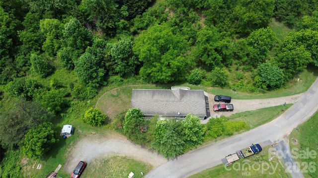 77 Star Flower Road, Alexander, NC 28701