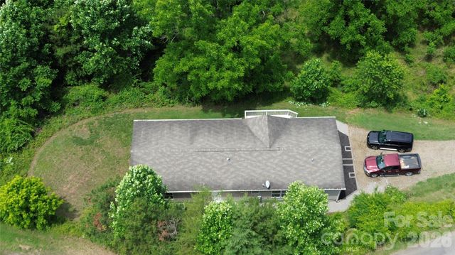 77 Star Flower Road, Alexander, NC 28701