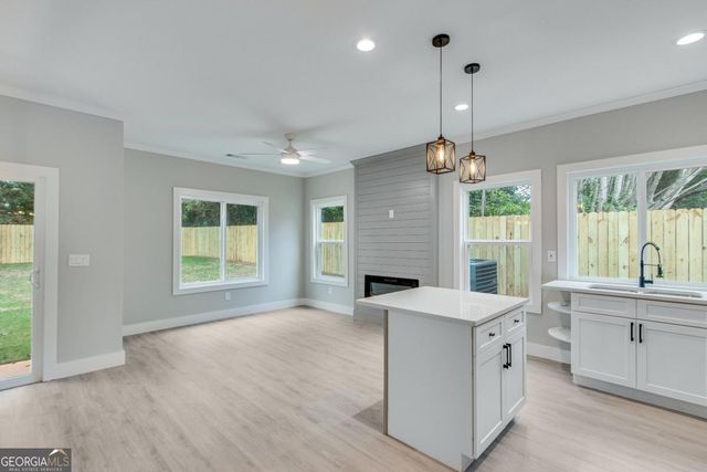 44 Bond Street, Royston, GA 30662