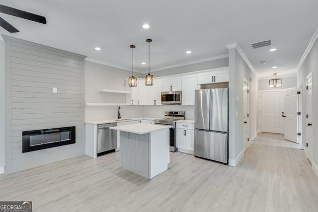 44 Bond Street, Royston, GA 30662