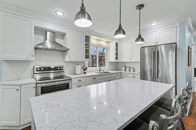 1631 Dicken Drive, Ann Arbor, MI 48103