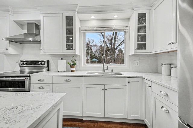 1631 Dicken Drive, Ann Arbor, MI 48103