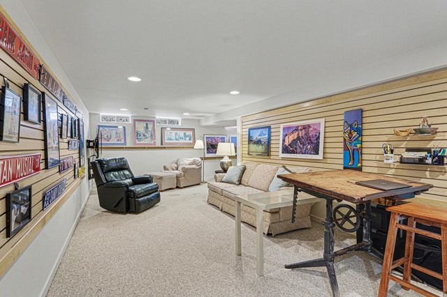 1631 Dicken Drive, Ann Arbor, MI 48103