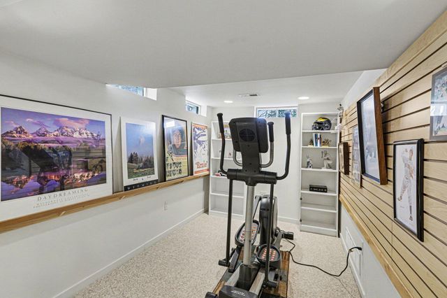 1631 Dicken Drive, Ann Arbor, MI 48103