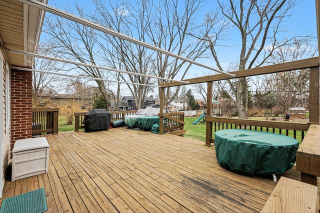 1631 Dicken Drive, Ann Arbor, MI 48103