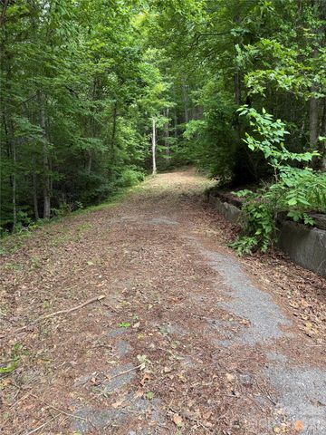 370 Spivey Mountain Road, Asheville, NC 28806