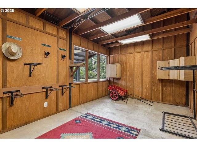 30100 Sw MOUNTAIN Rd, West Linn, OR 97068