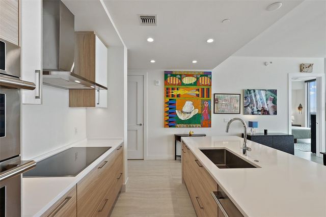 301 1ST STREET S 2305, St Petersburg, FL 33701