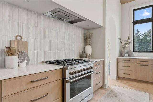 9602 Crestwood Terrace, Eden Prairie, MN 55347