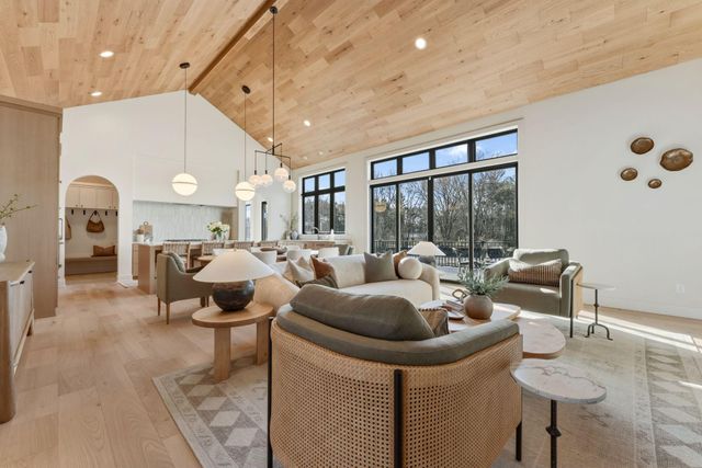 9602 Crestwood Terrace, Eden Prairie, MN 55347