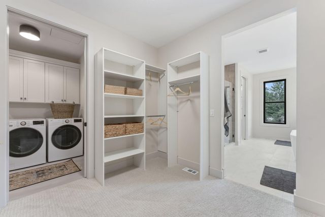 9602 Crestwood Terrace, Eden Prairie, MN 55347