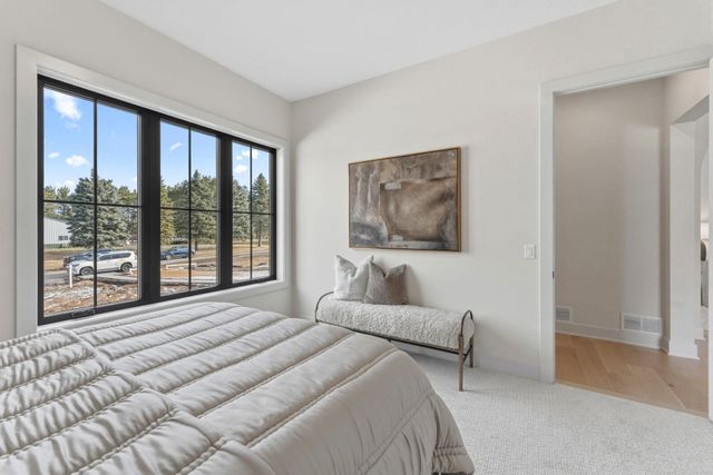 9602 Crestwood Terrace, Eden Prairie, MN 55347