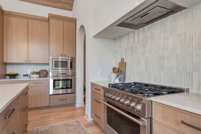 9602 Crestwood Terrace, Eden Prairie, MN 55347