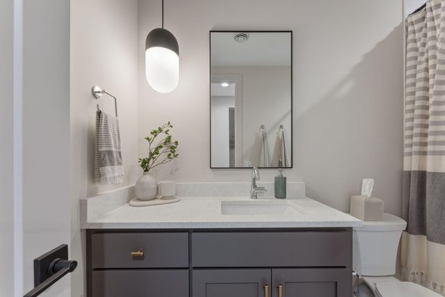 9602 Crestwood Terrace, Eden Prairie, MN 55347