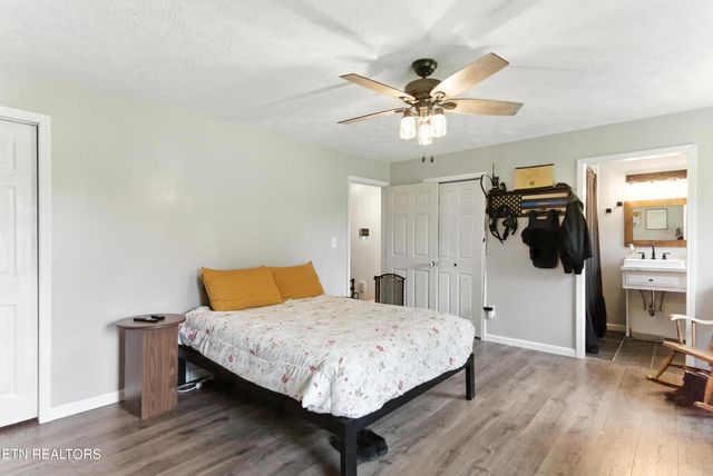 926 Weaver Hill Drive, Maryville, TN 37803
