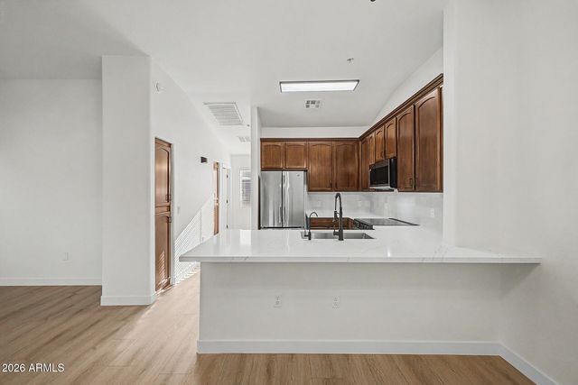 2727 N PRICE Road 57, Chandler, AZ 85224