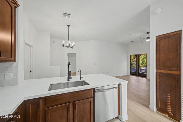 2727 N PRICE Road 57, Chandler, AZ 85224