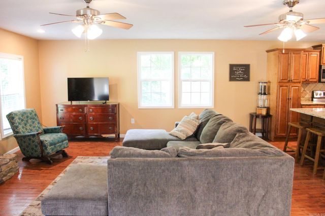 164 Paul Addition Road, Searcy, AR 72143