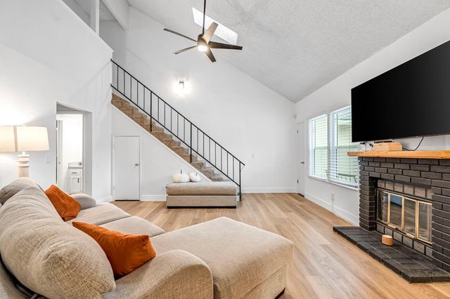 3656 W Harvard Avenue, Fresno, CA 93722