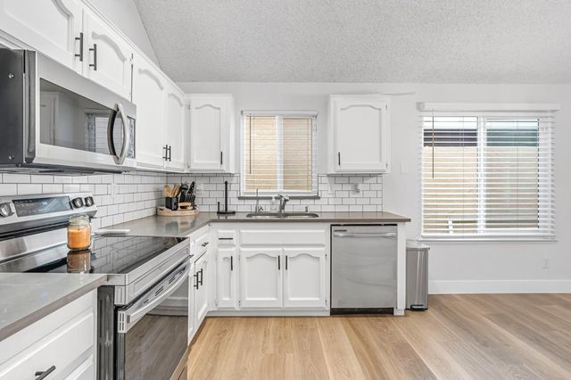 3656 W Harvard Avenue, Fresno, CA 93722