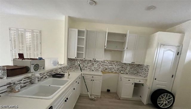 9894 Colonial WALK N, Estero, FL 33928