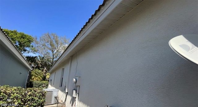 9894 Colonial WALK N, Estero, FL 33928