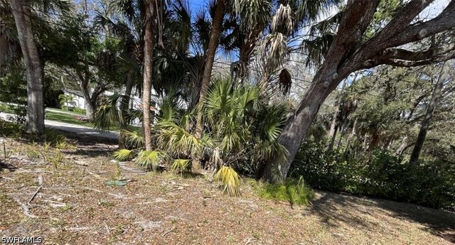 9894 Colonial WALK N, Estero, FL 33928