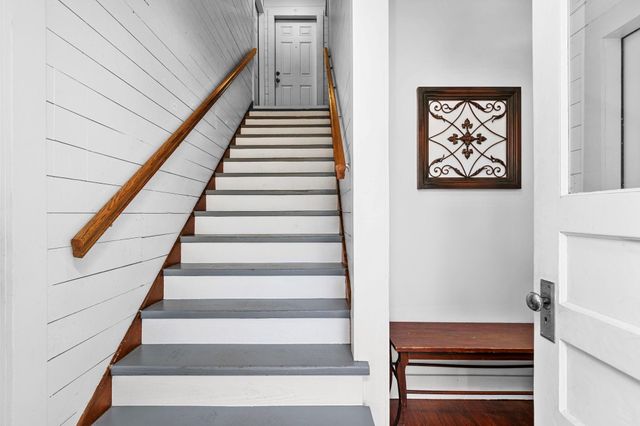 409 E Austin Street, Bellville, TX 77418